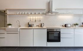 Modern Design Apartment